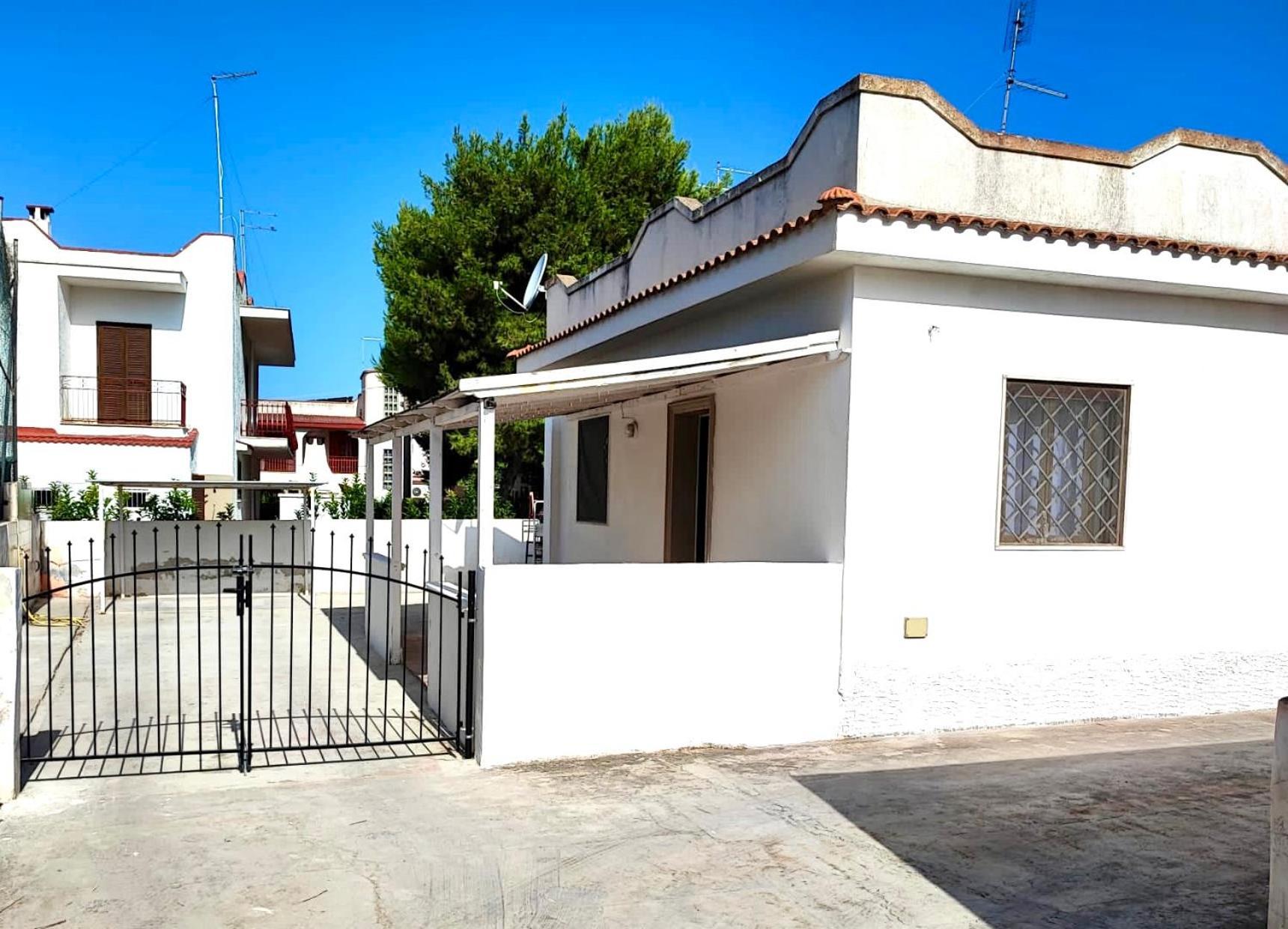 Villa Singola Amanda - 500M Dal Mare Pulsano Exterior photo